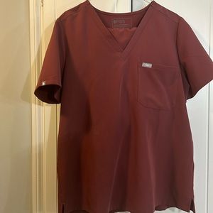 Figs Dark Cherry one pocket top